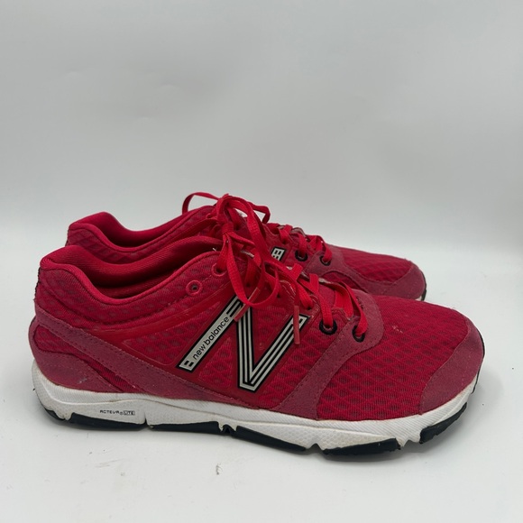 New Balance 730 Red Athletic Shoes Women Size 7.5 - Picture 4 of 8